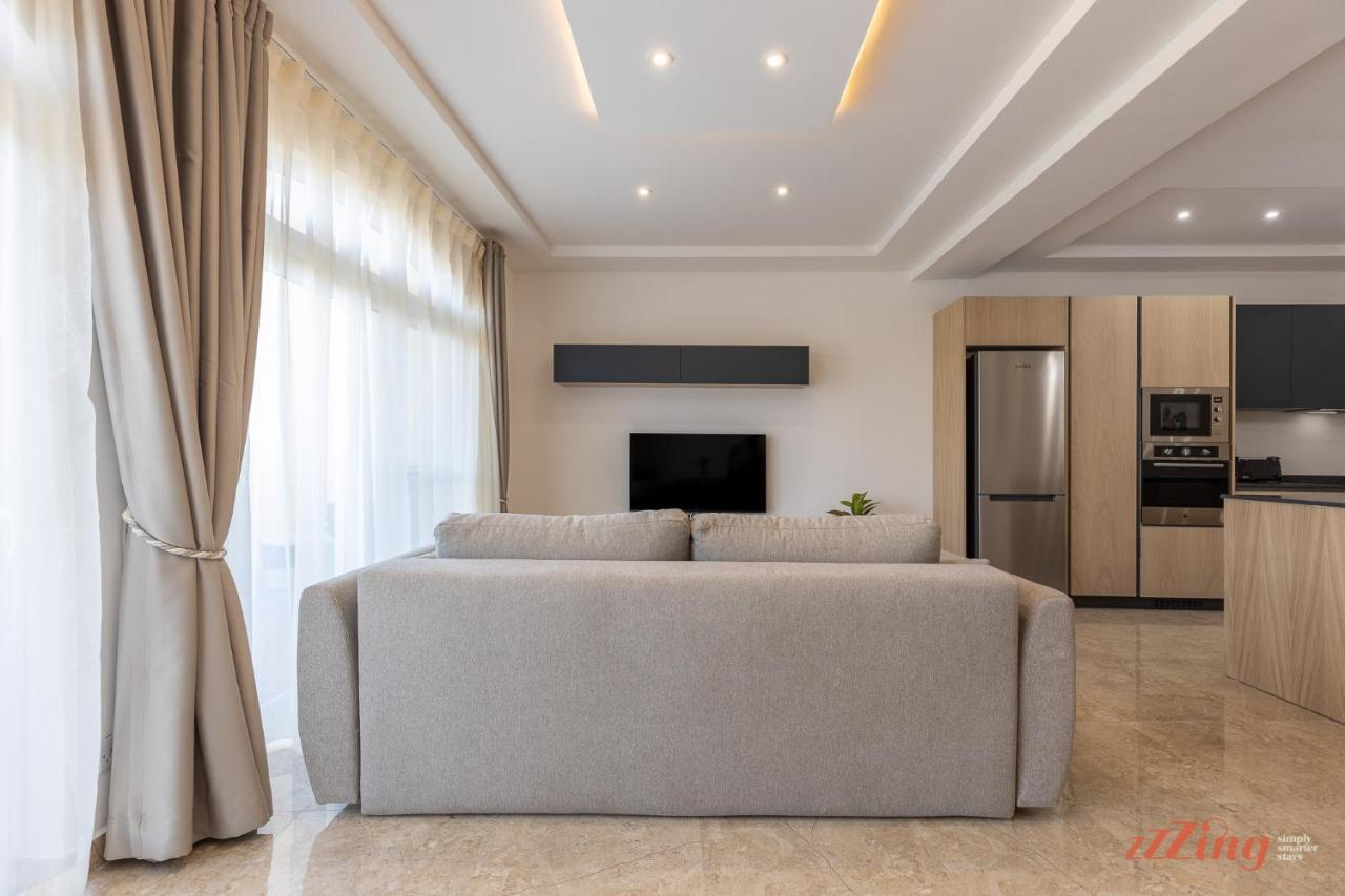 Gozo - With Stunning Views & Shared Pool Apartment *