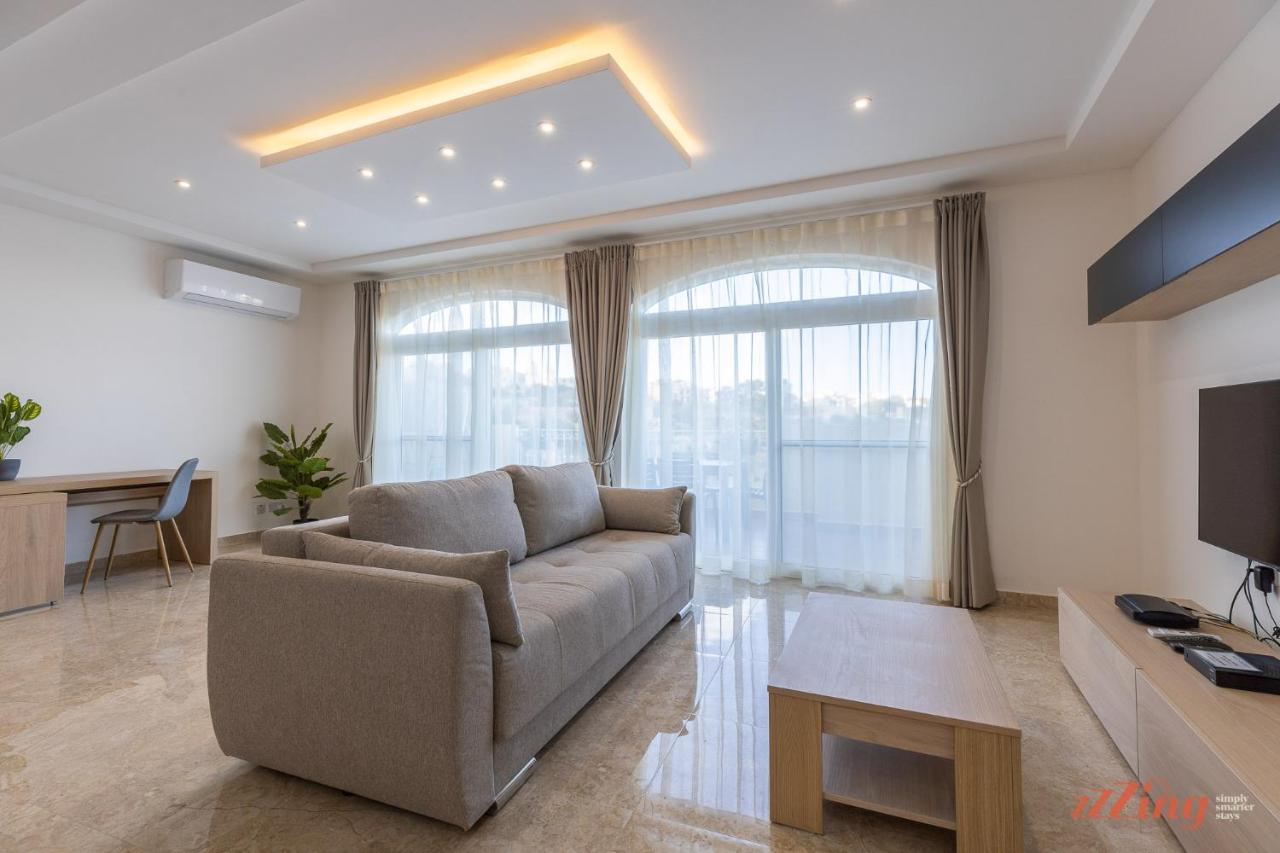 Apartment Gozo - With Stunning Views & Shared Pool *