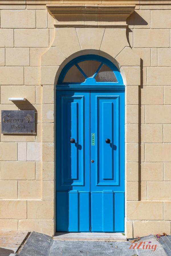 Gozo - With Stunning Views & Shared Pool *
