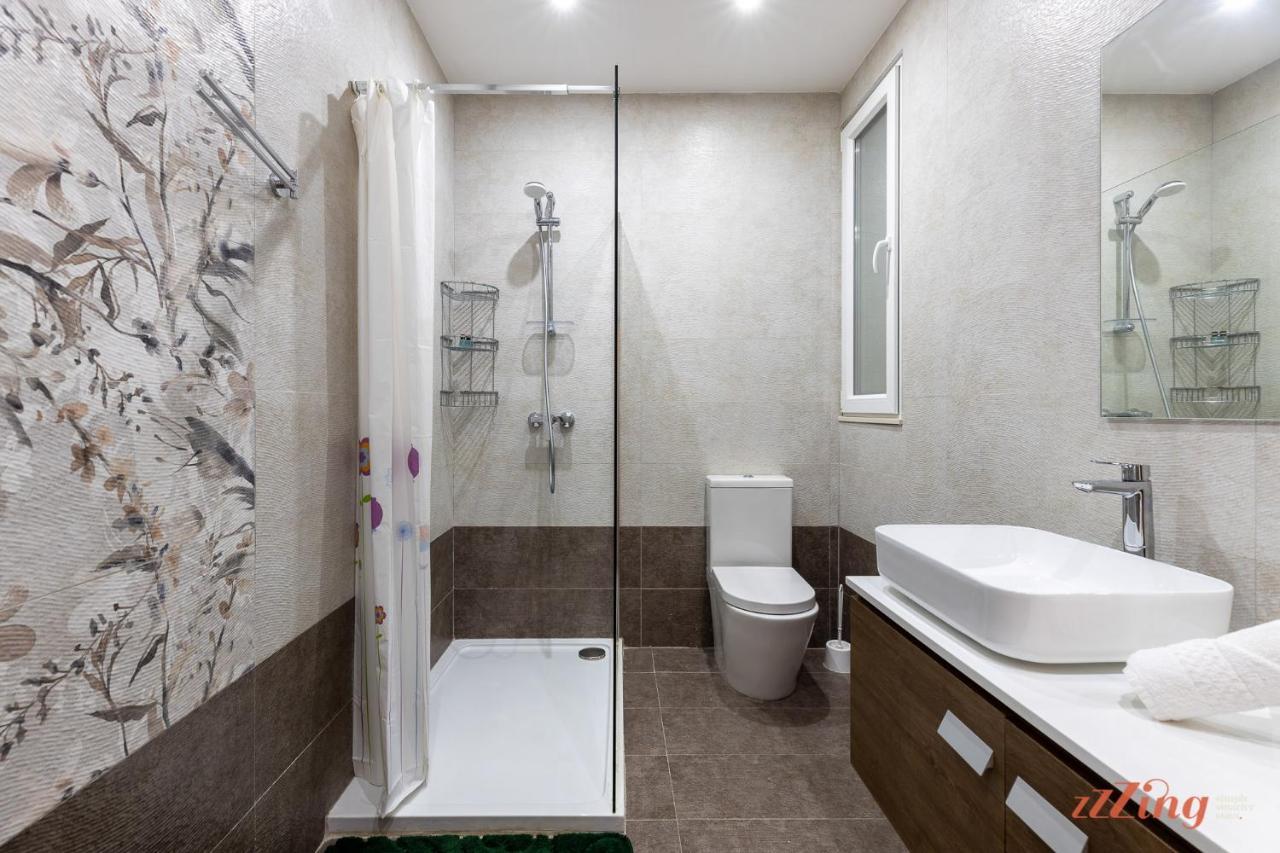 Gozo - With Stunning Views & Shared Pool Apartment